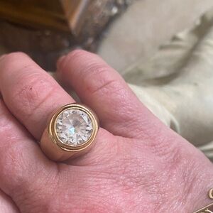 Elegant Gold and Silver Ring